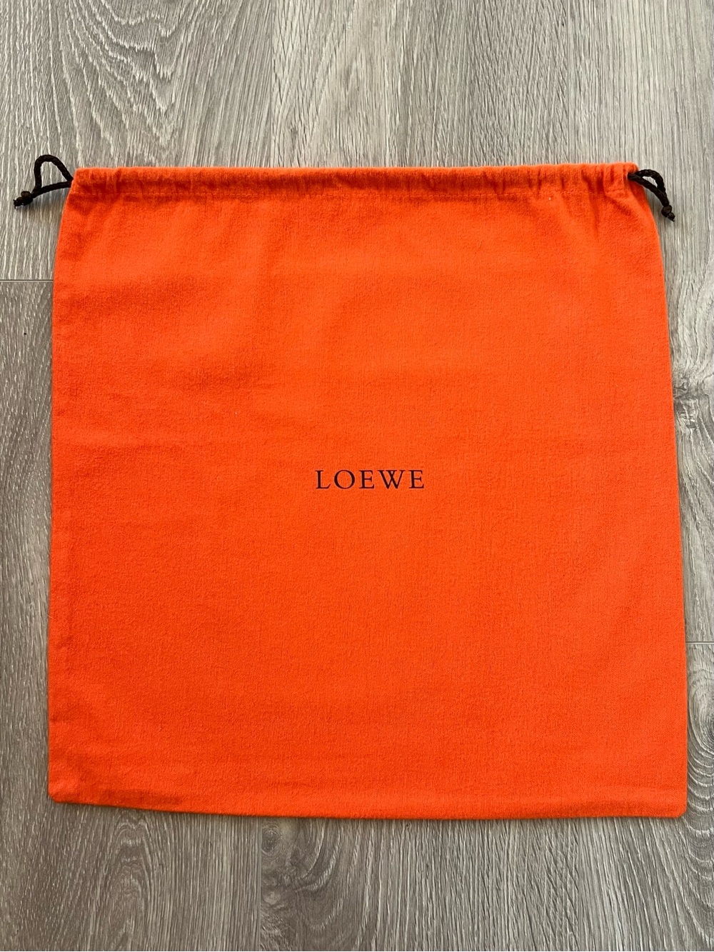 Loewe dust bag (C449)